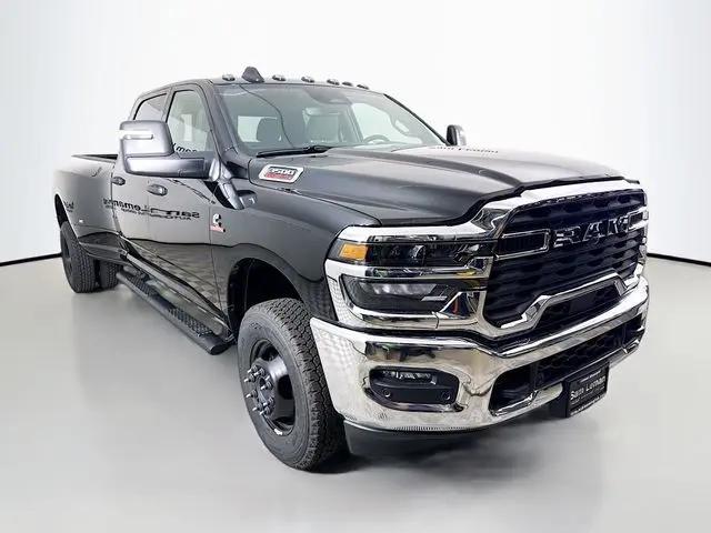 2026 Ram 3500 Tradesman Crew Cab 4x4 8' Box for sale in Bloomington, IL