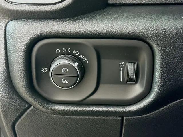 2026 Ram 3500 Tradesman Crew Cab 4x4 8' Box