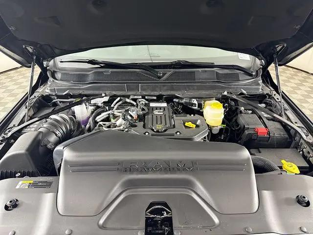 2026 Ram 3500 Tradesman Crew Cab 4x4 8' Box