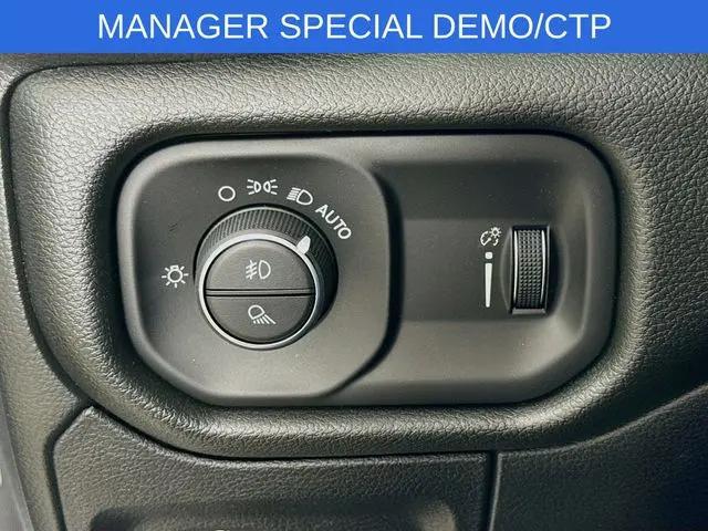 2026 Ram 1500 Express Crew Cab 4x4 57 Box