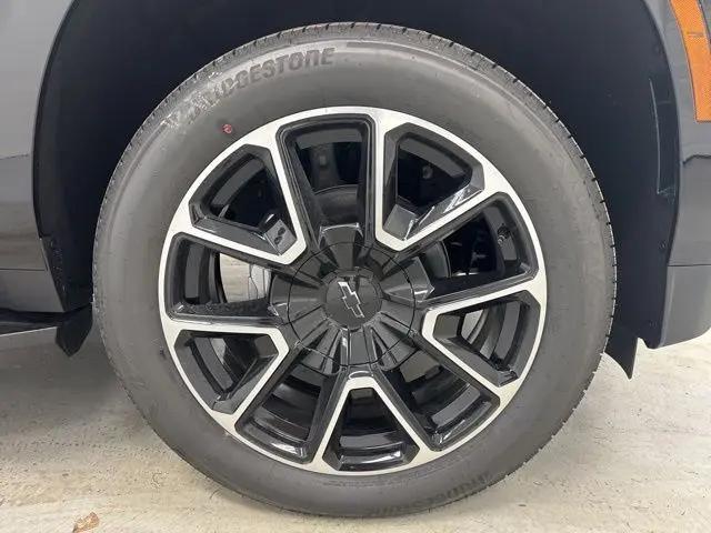 2026 Chevrolet Suburban RST, 4WD
