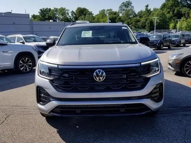2026 Volkswagen Atlas Cross Sport SEL R-Line Black