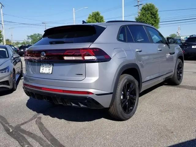 2026 Volkswagen Atlas Cross Sport SEL R-Line Black