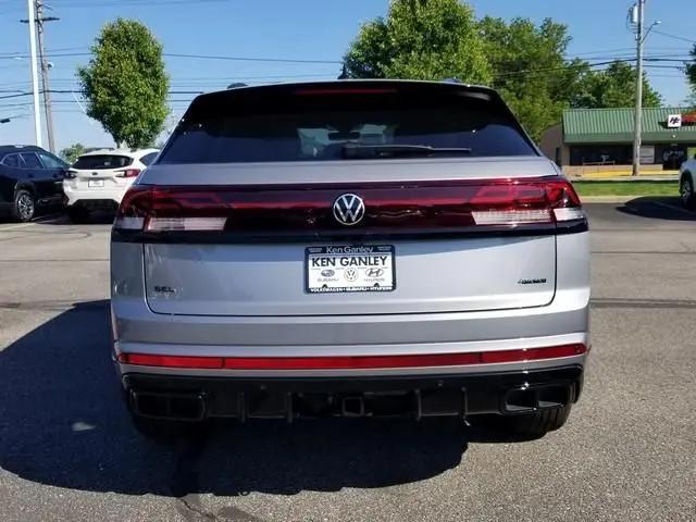 2026 Volkswagen Atlas Cross Sport SEL R-Line Black