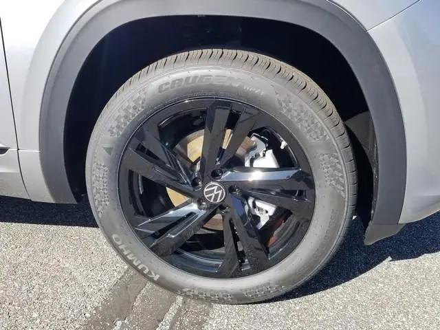2026 Volkswagen Atlas Cross Sport SEL R-Line Black