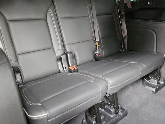 2022 GMC Yukon XL 2WD SLT