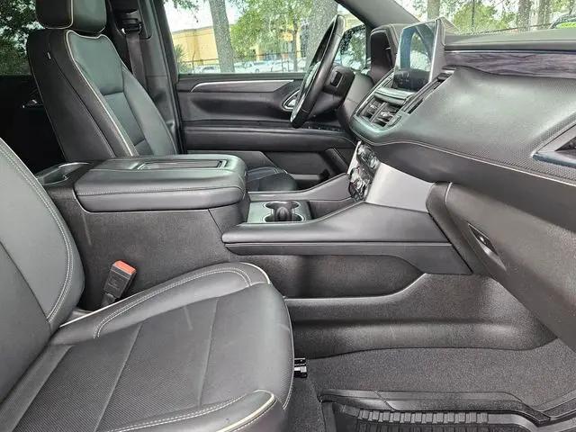 2022 GMC Yukon XL 2WD SLT