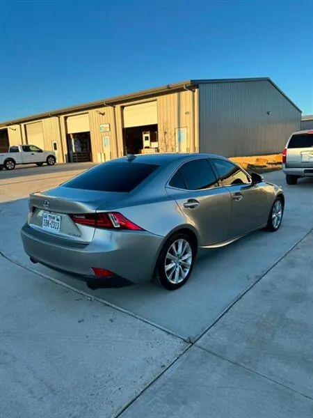 2016 Lexus IS 200t 200t