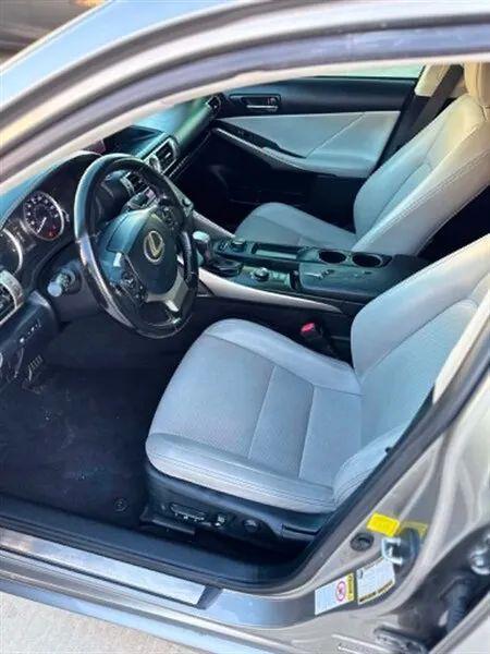 2016 Lexus IS 200t 200t