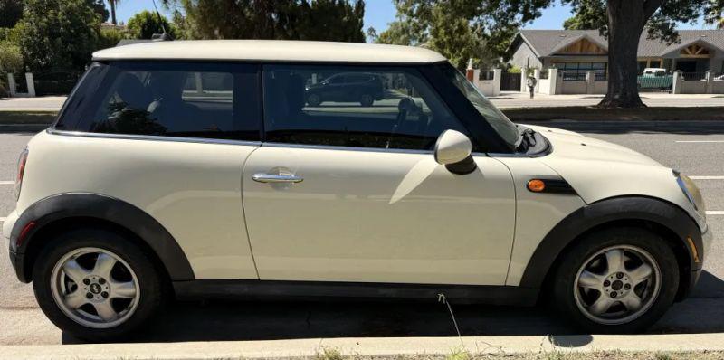 2010 MINI Cooper Cooper
