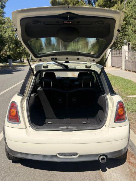 2010 MINI Cooper Cooper