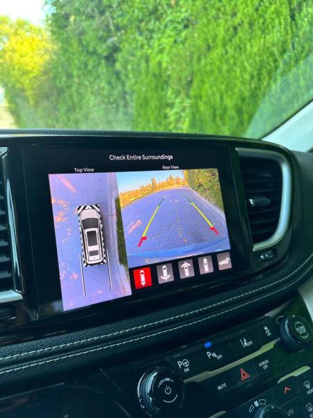 2022 Chrysler Pacifica Hybrid Touring L