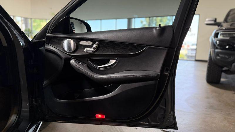 2020 Mercedes-Benz C-CLASS C 300 C 300