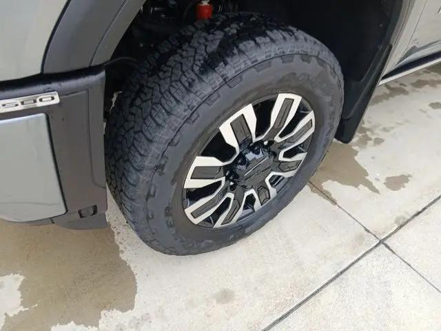 2024 GMC Sierra 3500HD 4WD Crew Cab Standard Bed Denali