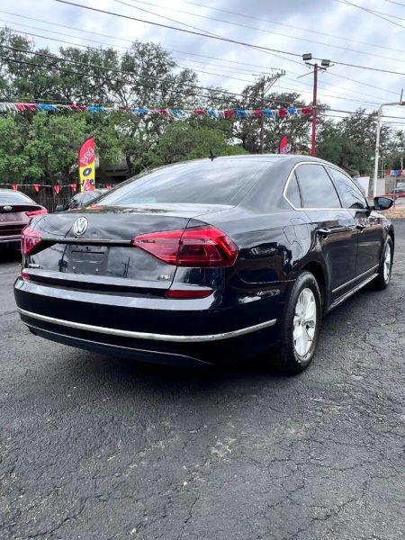 2017 Volkswagen Passat 1.8T S