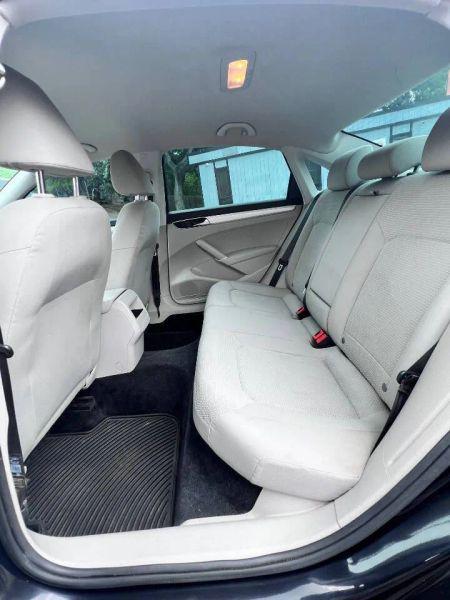 2017 Volkswagen Passat 1.8T S