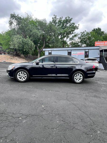 2017 Volkswagen Passat 1.8T S