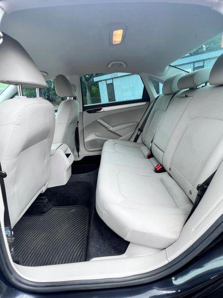 2017 Volkswagen Passat 1.8T S