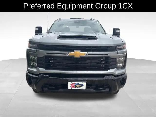 2024 Chevrolet Silverado 2500HD 4WD Crew Cab Standard Bed Custom