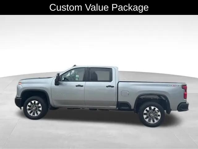 2024 Chevrolet Silverado 2500HD 4WD Crew Cab Standard Bed Custom