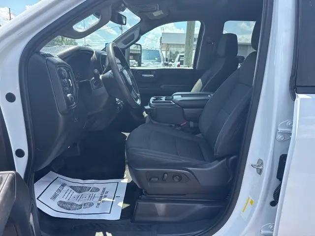2024 Chevrolet Silverado 2500HD 4WD Crew Cab Standard Bed Custom