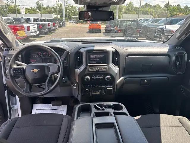 2024 Chevrolet Silverado 2500HD 4WD Crew Cab Standard Bed Custom