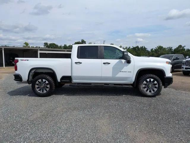 2024 Chevrolet Silverado 2500HD 4WD Crew Cab Standard Bed Custom