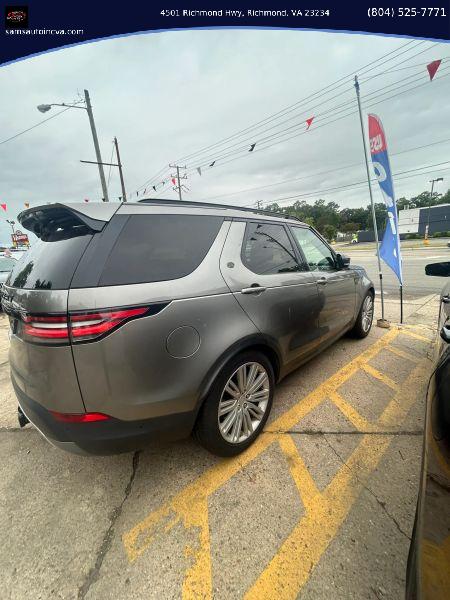 2017 Land Rover Discovery FIRST EDITION