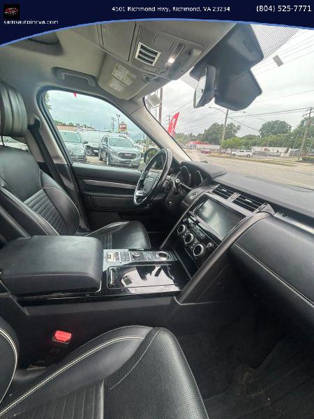 2017 Land Rover Discovery FIRST EDITION