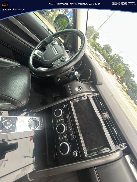 2017 Land Rover Discovery FIRST EDITION