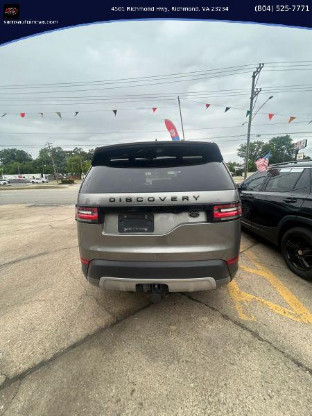 2017 Land Rover Discovery FIRST EDITION