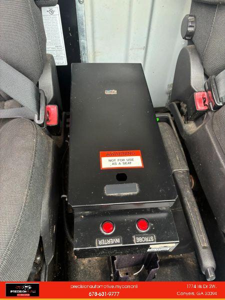2015 Ford Transit w/60/40 Side Door w/RWB