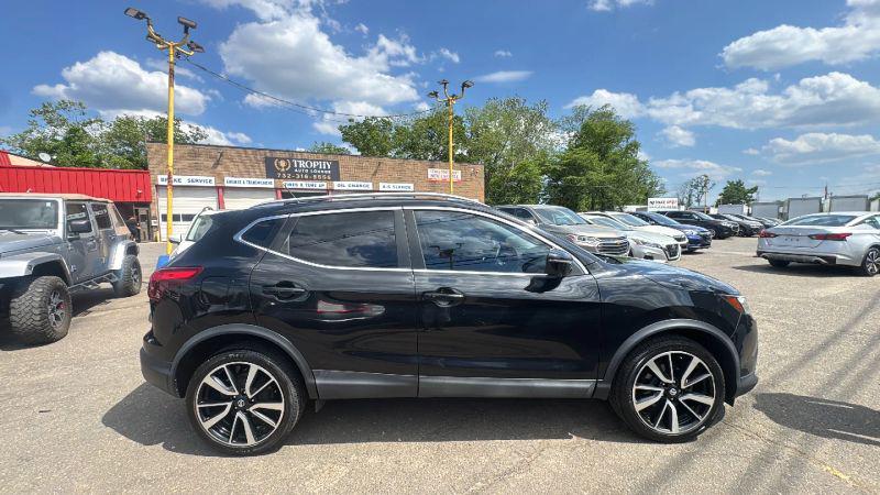 2017 Nissan Rogue Sport SL