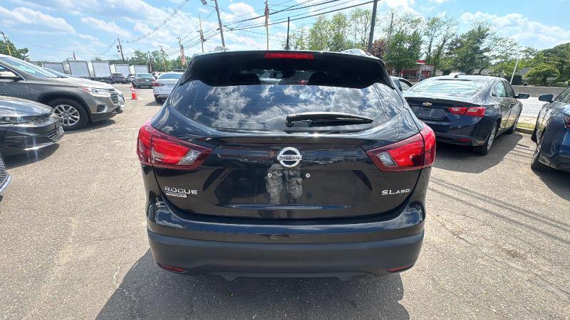 2017 Nissan Rogue Sport SL
