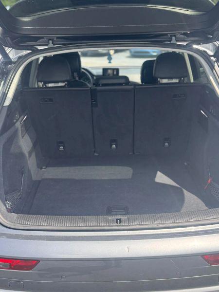 2020 Audi Q5 Titanium Premium 45 TFSI quattro S tronic