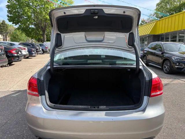 2014 Volkswagen Passat 2.5L S
