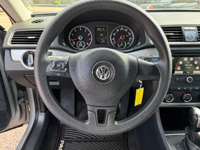 2014 Volkswagen Passat 2.5L S