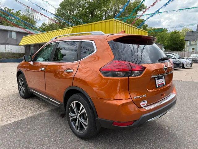 2017 Nissan Rogue SL
