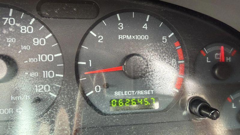 2004 Ford Mustang Deluxe