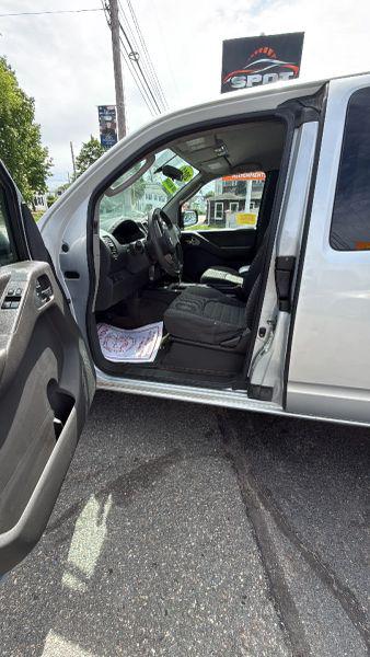 2011 Nissan Frontier SV