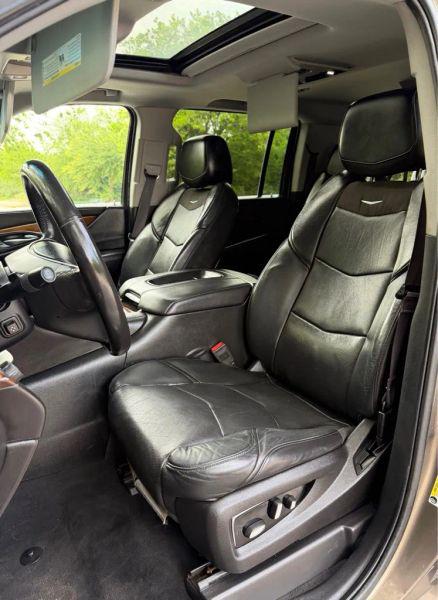 2016 Cadillac Escalade ESV Luxury Collection