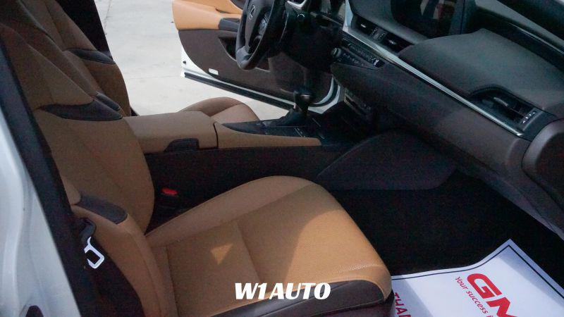 2021 Lexus ES 300h 300h
