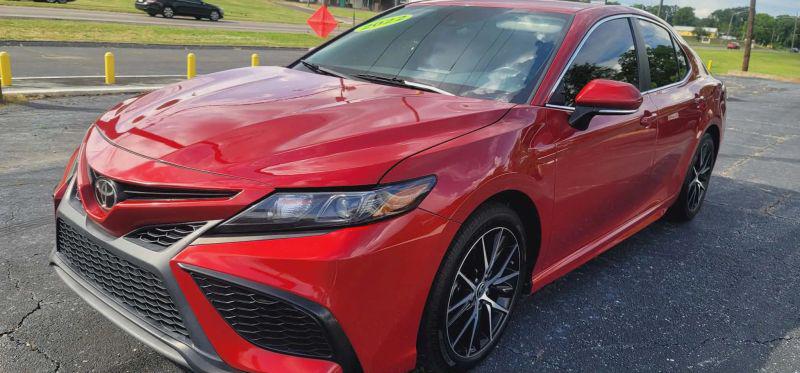 2022 Toyota Camry SE