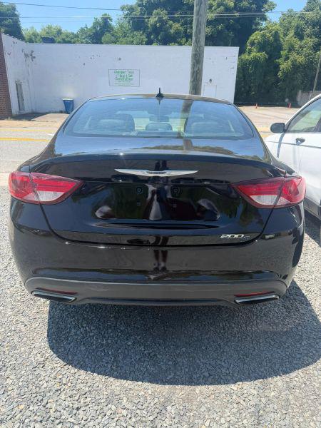 2016 Chrysler 200 S