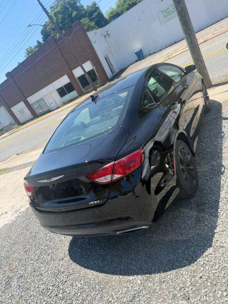 2016 Chrysler 200 S