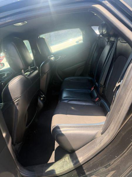 2016 Chrysler 200 S