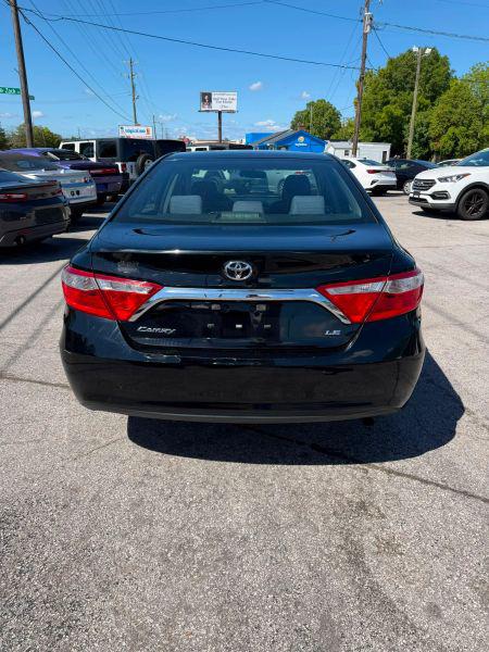 2017 Toyota Camry LE