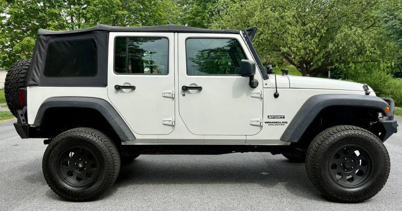 2010 Jeep Wrangler Unlimited Sport