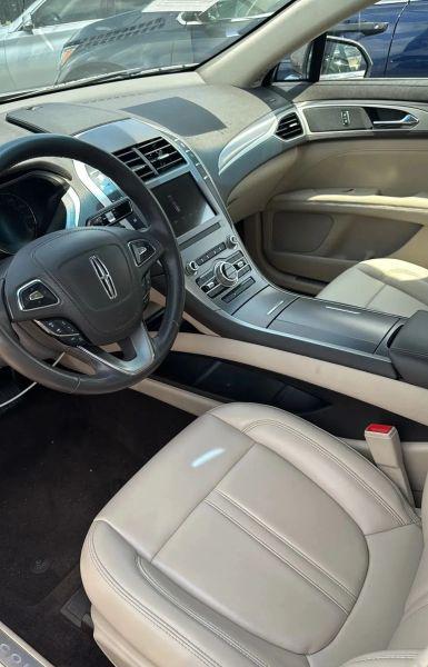 2020 Lincoln MKZ Standard