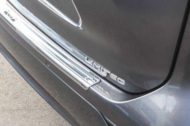 2024 Toyota Highlander Limited